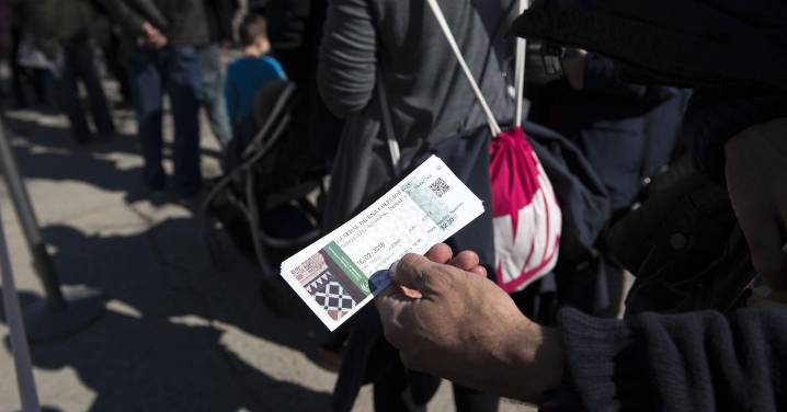 La Alhambra abre el contrato para el servicio de reserva y venta de entradas: comisión máxima por cada ticket y evitar la compra masiva no autorizada