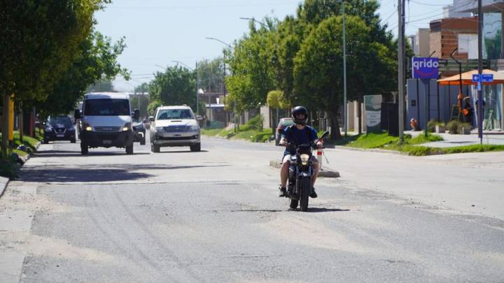 Inseguridad y mal estado de las calles en el sector de barrio Castelli