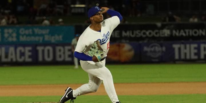 Mariners acquire Robinson Ortiz in trade with Dodgers