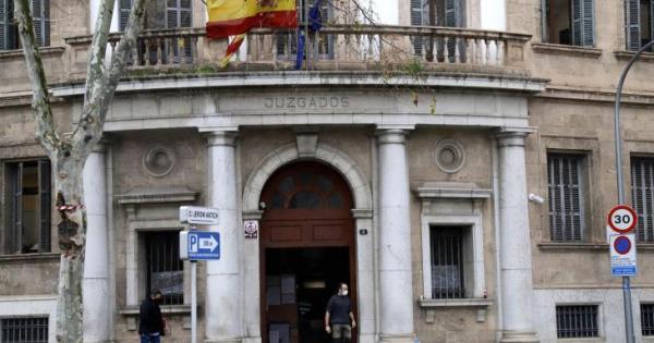 El Govern se defiende de una querella contra un alto cargo por la contratación de un familiar: «Es acorde a la normativa»