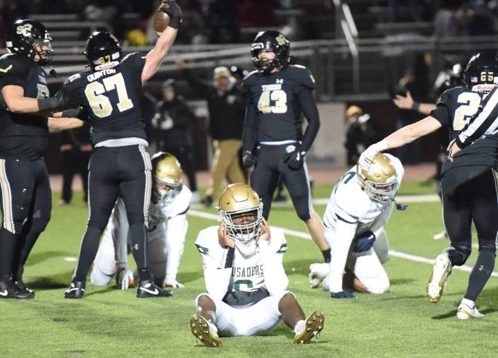FOOTBALL: Tough start to 2nd half derails Lansdale Catholic in PIAA-2A semifinal loss to Southern Columbia