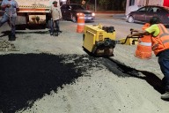 Continúan acciones de bacheo nocturno en Cabo San Lucas; anunciaron las próximas calles 