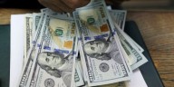 El dólar retrocedió 30 pesos en la semana y las acciones frenaron la suba tras el rally poselectoral