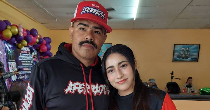 Marlén, adolescente atropellada por microbús presenta secuelas