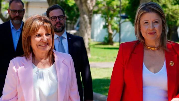 Bullrich se despide de su cargo con la creación de la Agencia Nacional de Migraciones