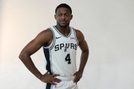 Spurs PG De'Aaron Fox (hamstring) to make season debut Saturday