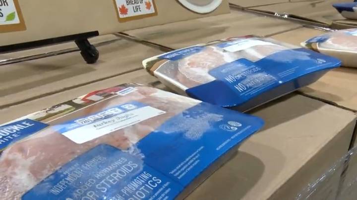 Cargill delivers Thanksgiving dinner for thousands of Kansans