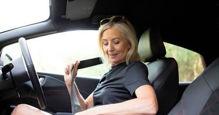 DVLA issues warning for all drivers who were born before 1955