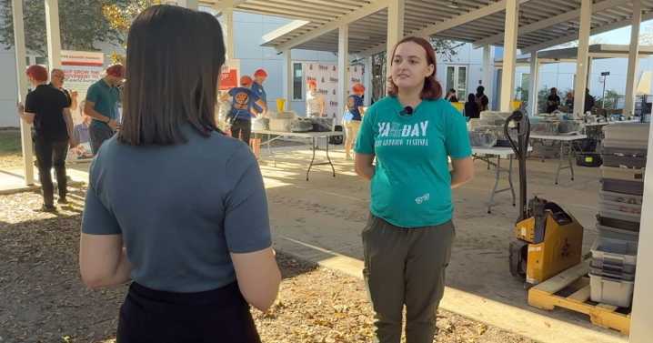 Pinellas County students pack meals for hunger relief