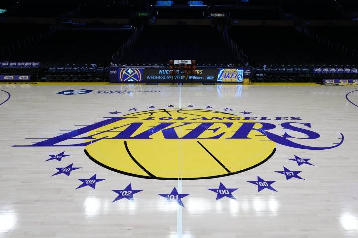 Deadspin | Reports: Lakers among teams contacted in gambling investigation