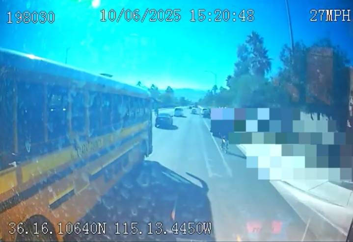 Expert analyzes deadly Las Vegas school bus crash video