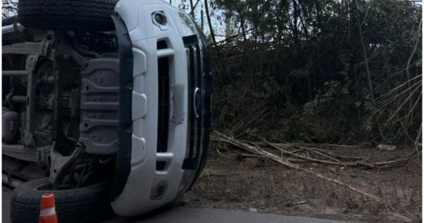 [URGENTE] Terrible vuelco en ruta 68