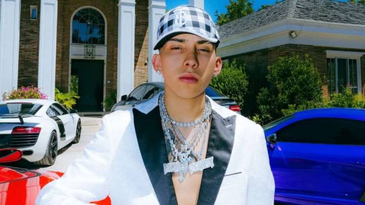 Cantante urbano "Standly" es detenido en San Felipe por manejar bajo influencia de drogas: Andaba con dos bolsas de marihuana