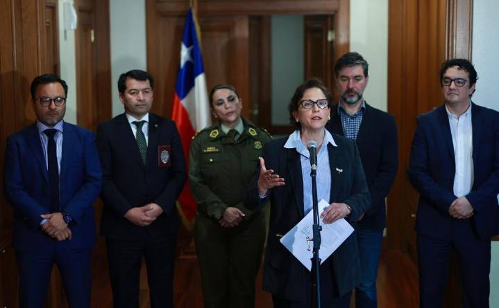 Constituyen fuerza de tarea para prevenir y frenar carreras delictuales en niños, niñas y adolescentes