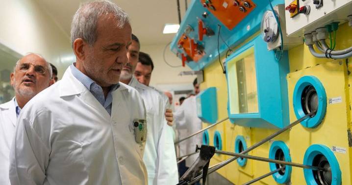 El presidente de Irán dice que reconstruirán sus instalaciones nucleares