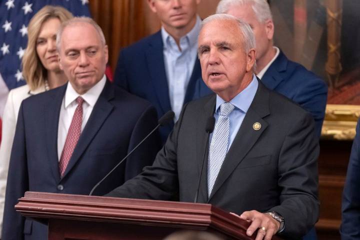 Gimenez urges Trump to take tougher stance on Mexico negotiations