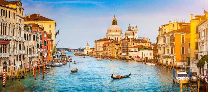 Italia crea nuevas rutas marítimas para proteger Venecia y su frágil ecosistema