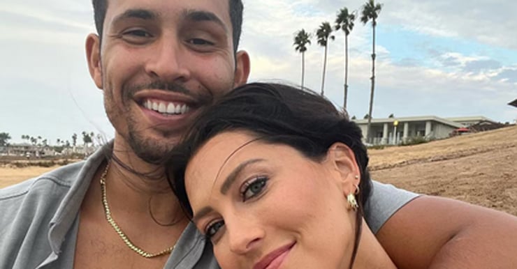 ‘Bachelor in Paradise’ Stars Becca Kufrin & Thomas Jacobs Expecting Baby No. 2! | Bachelor in Paradise, Becca Kufrin, Pregnant, Pregnant Celebrities, thomas jacobs | Celebrity News and Gossip | Entert