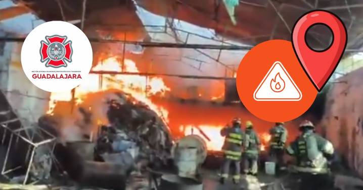 Incendio en la colonia Reforma consume chatarrera