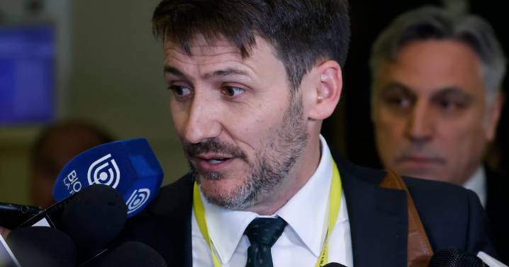 Pardow descarta conflicto de interés por vínculo de su pareja abogada con Transelec: “No hay ninguna irregularidad”