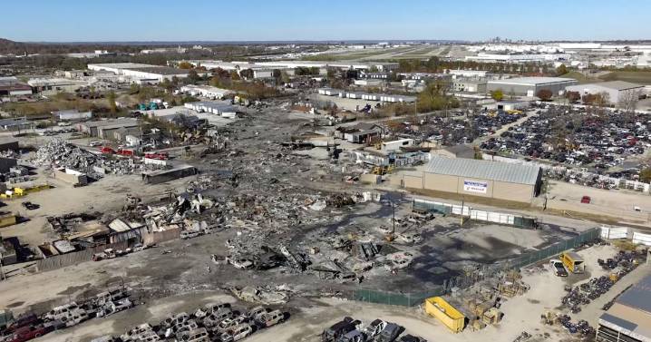 Former colleagues pay tributes to pilots killed in UPS cargo plane crash in Kentucky