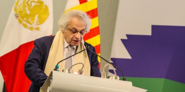 Amin Maalouf recibe el Premio FIL de Literatura en Lenguas Romances 2025