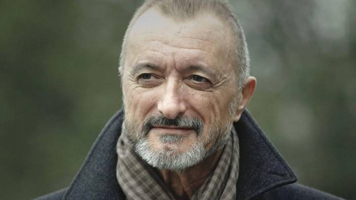 Pérez-Reverte confiesa uno de sus placeres culpables: una telenovela turca de Netflix