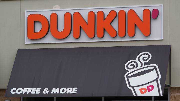 Is Dunkin’ open on Thanksgiving Day? Store hours for Nov. 27