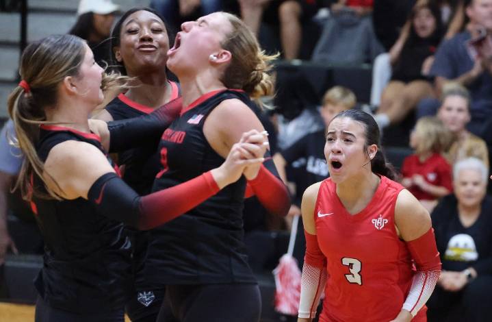 Lake Highland Prep wins 3A girls volleyball state semifinal