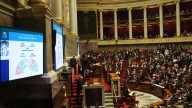 La Asamblea Nacional de Francia suspende la reforma de las pensiones y da oxígeno a Lecornu al alejar una moción de censura