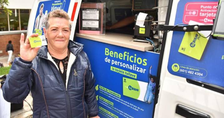 Inician las recargas de pasajes gratis de noviembre a personas beneficiarias