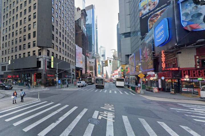 Bystander, 38, knifed in back by driver who confronted him for recording road rage clash: cops, sources