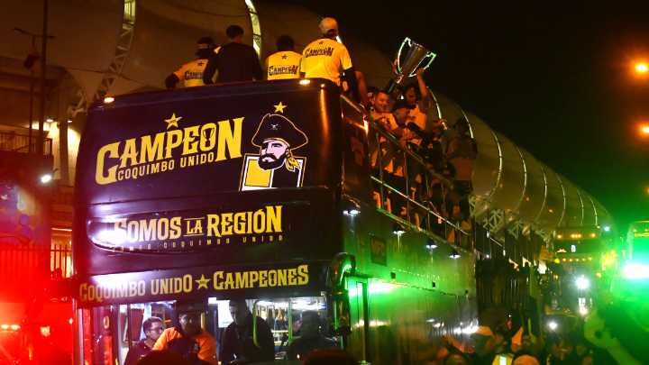 [VIDEOS] Coquimbo Unido celebró por las calles de la ciudad su histórico título