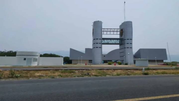 Anuncian rehabilitación de 7 arcos de seguridad en Puebla