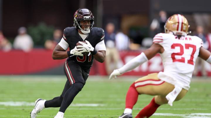 Cardinals RB Emari Demercado has a high