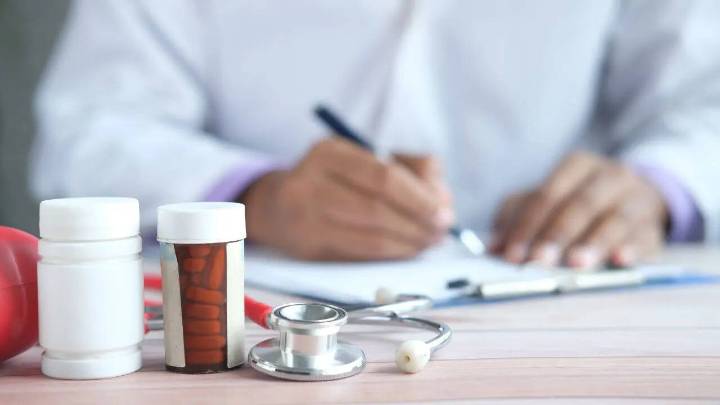 Gabapentin, A Common Drug For Nerve Pain, Just Got An NHS Warning