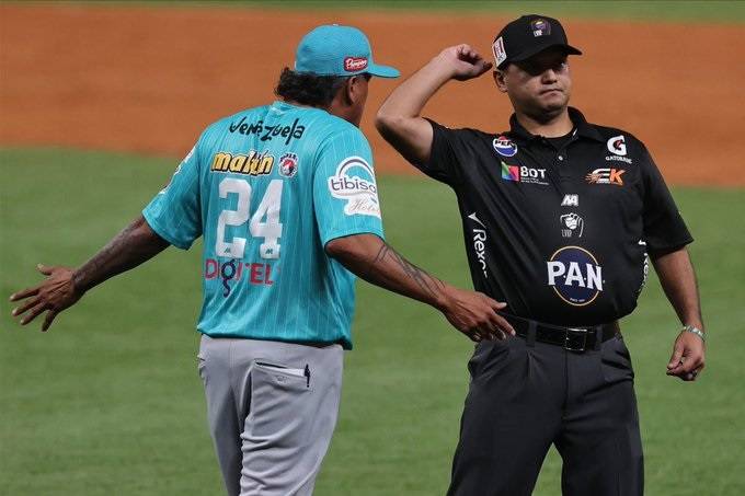 LVBP: Suspenden a manager Henry Blanco por falta en el encuentro ante Leones