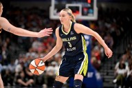 Paige Bueckers joins Unrivaled's expansion Breeze for 2026
