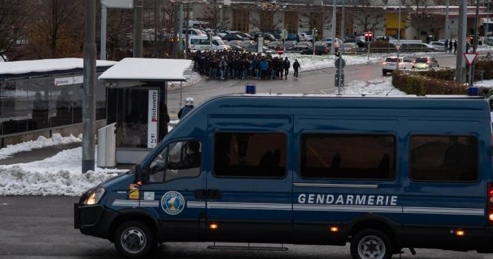 Ancient gold coins stolen from museum after suspects overpower guard, Swiss police say