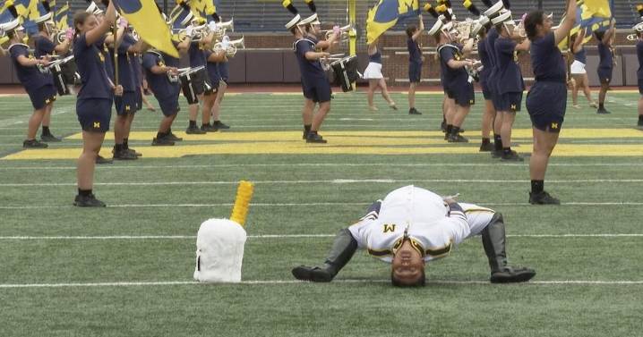 College fight songs like “The Victors,” "Rocky Top," loved by fans, players, even rock stars