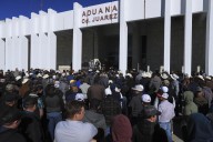 Agricultores bloquean aduanas fronterizas en Ciudad Juárez durante de paro nacional