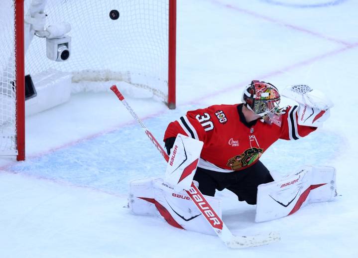 Chicago Blackhawks win streak ends in OT vs. New Jersey Devils