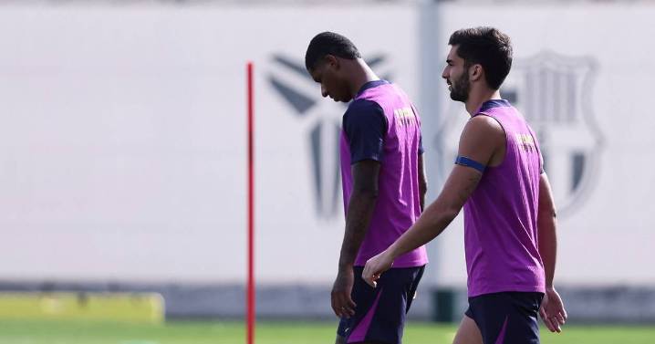 Marcus Rashford spotted leaving Barcelona training sparking 'serious concerns'