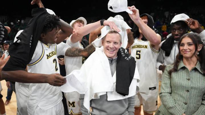Who's college hoops' best team? Michigan makes case in Players Era title romp