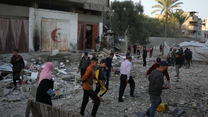 Israel lanza nuevos ataques contra Hamás en la última prueba del alto el fuego en Gaza