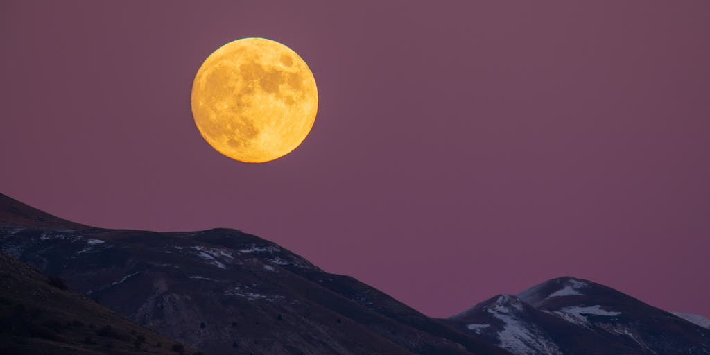 Peak for Full Beaver Supermoon is this week: How and when to see it