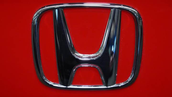 Honda recalling more than 400,000 vehicles because wheels can come off