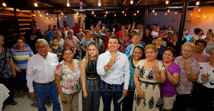 Fortalece Lalo Gatt?s acercamiento con el pueblo de Victoria