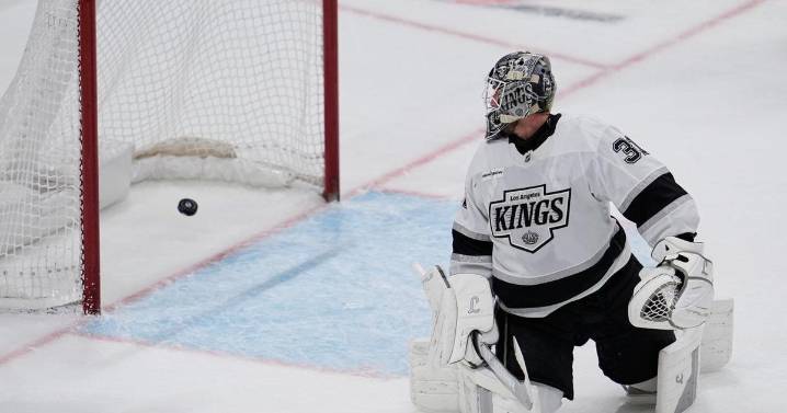 Kurashev scores only goal of shootout, Sharks beat the Kings 4