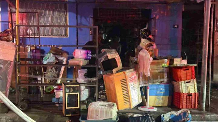 “Todo se Acabó”: Comerciante Afectada por Incendio en Mercado de Mascotas Hoy en CDMX